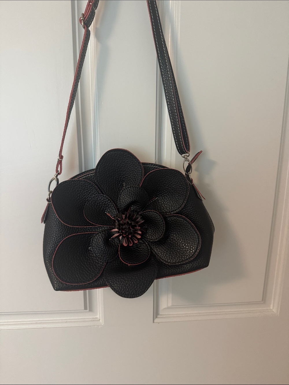 Black Floral Appliqué Crossbody Bag with Pink Edge